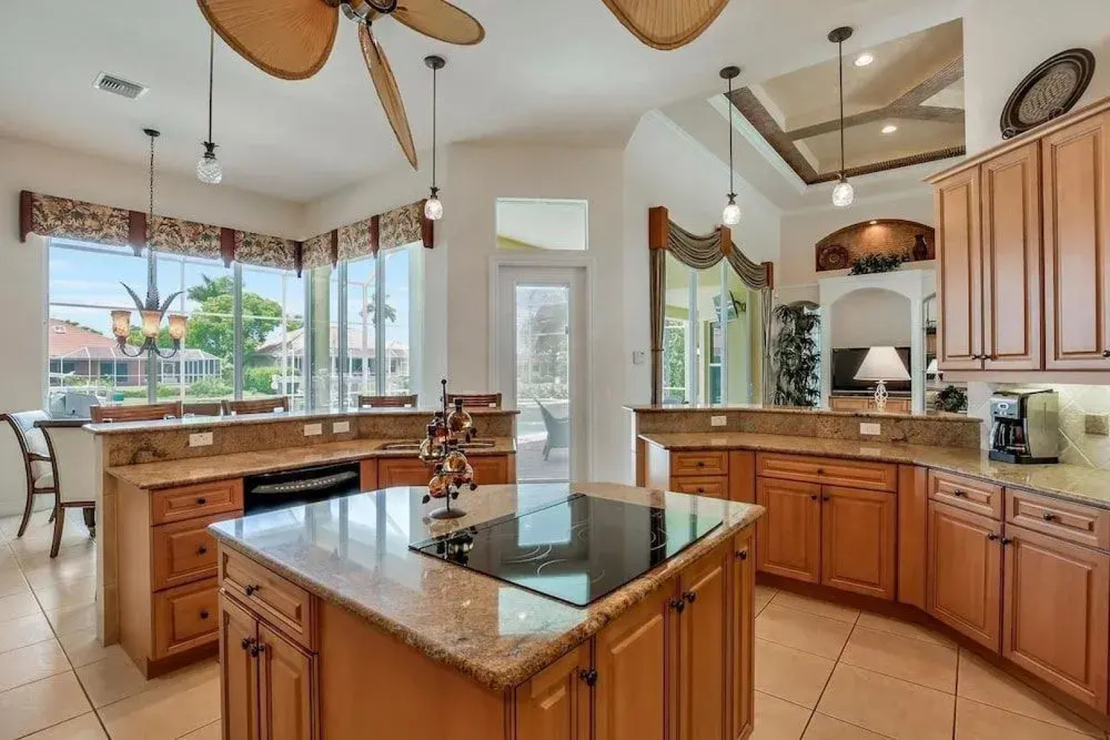 SMARCO1255 3 Bedroom Holiday Home by Marco Naples Vacation Homes