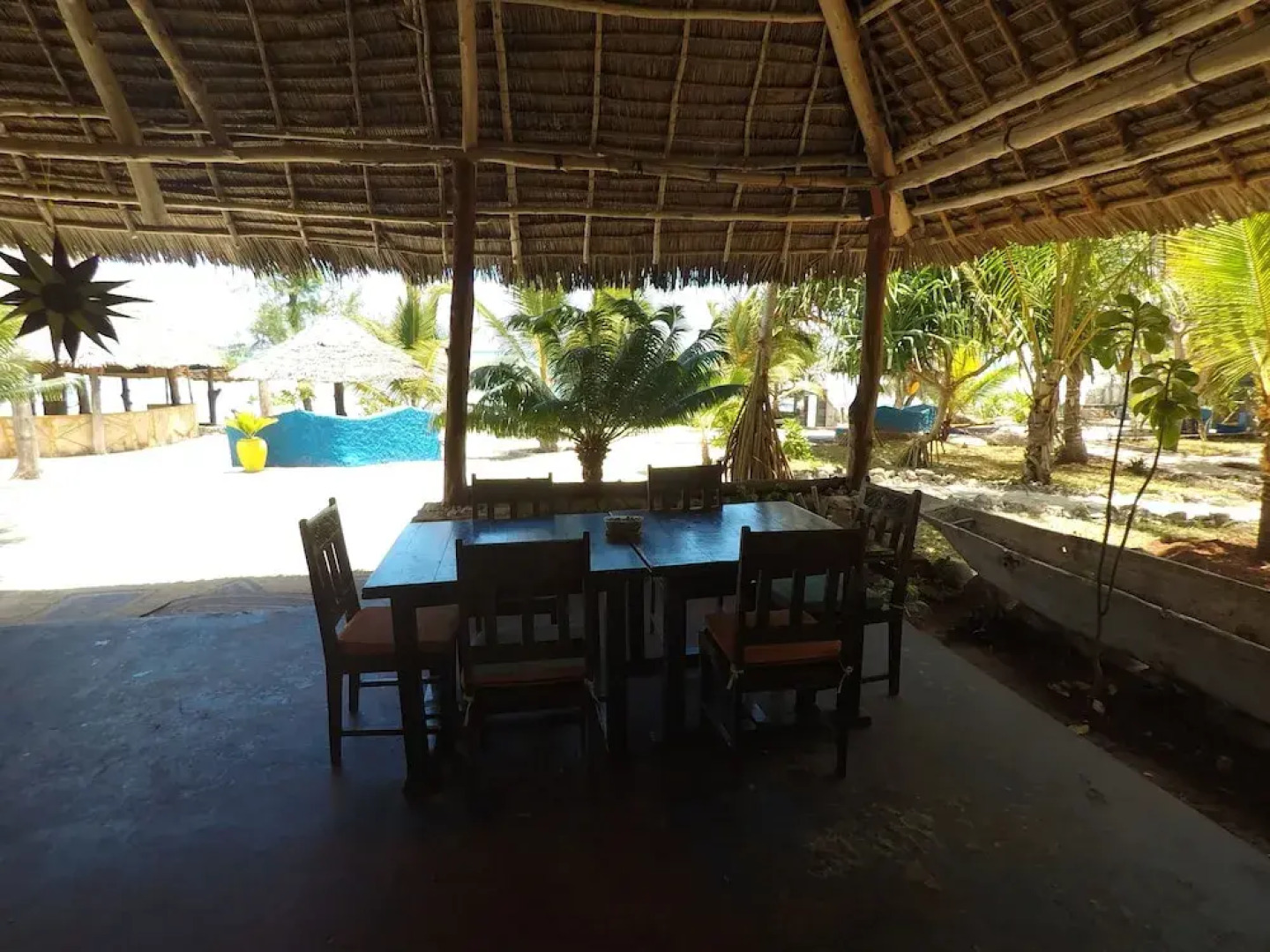 Queen of Sheba Beach Lodge