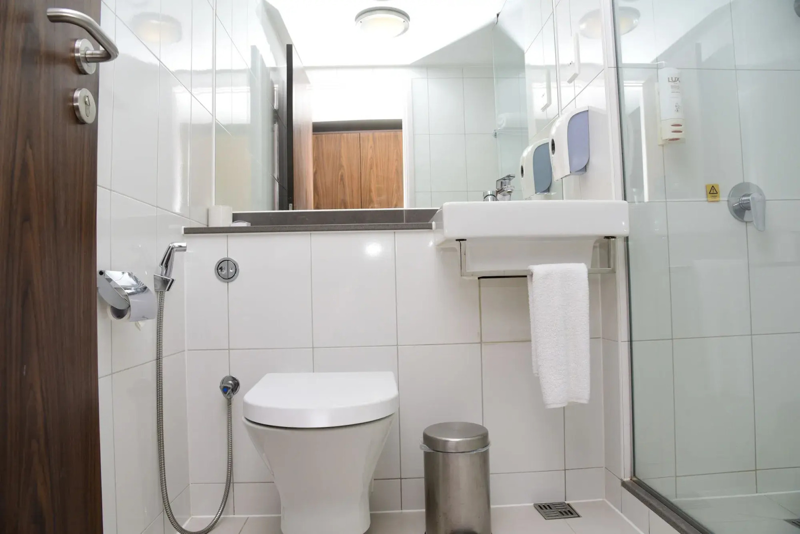 Caspia Hotel New Delhi Shalimar Bagh