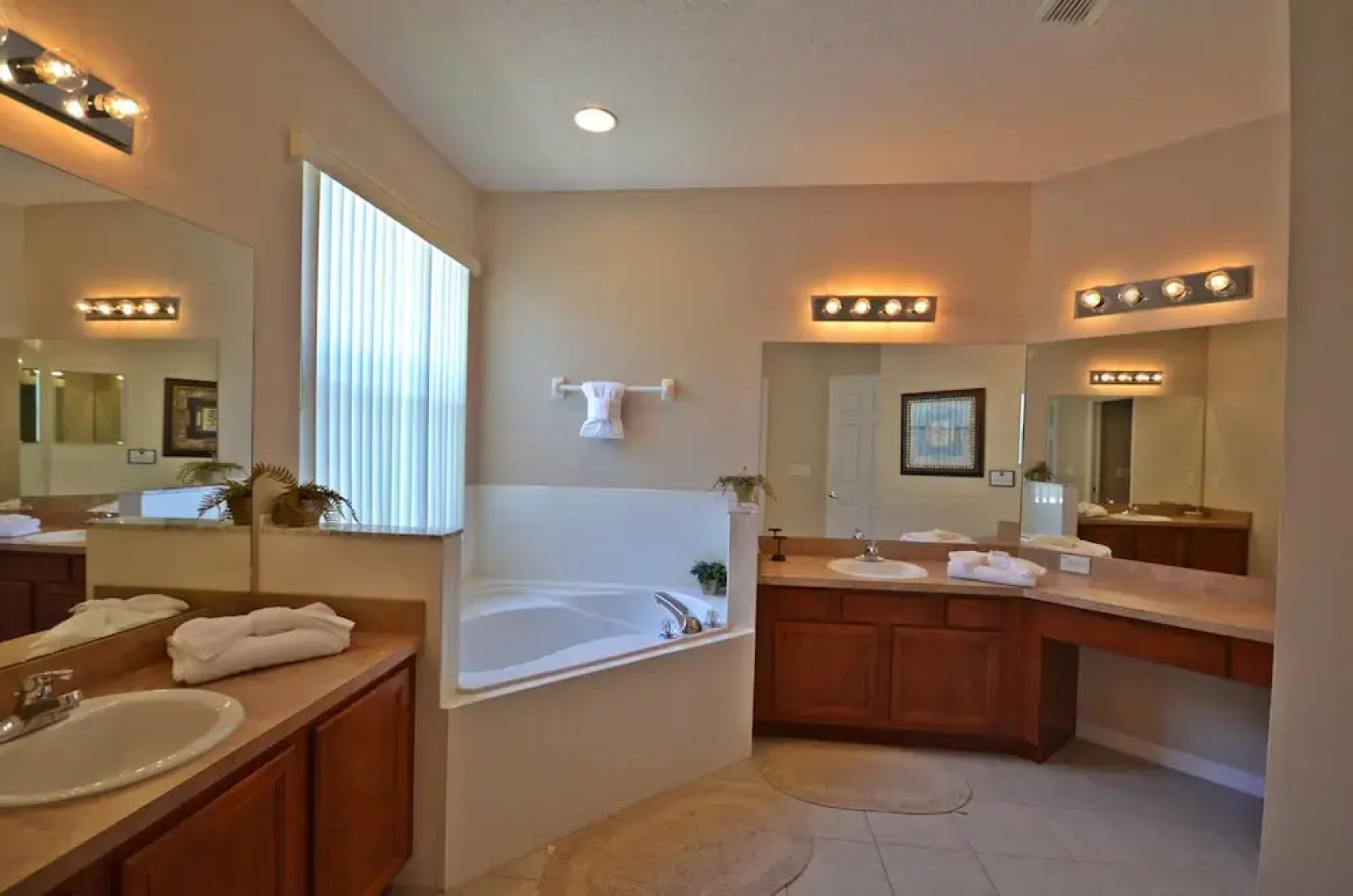 Calabay Parc at Tower Lake 215835