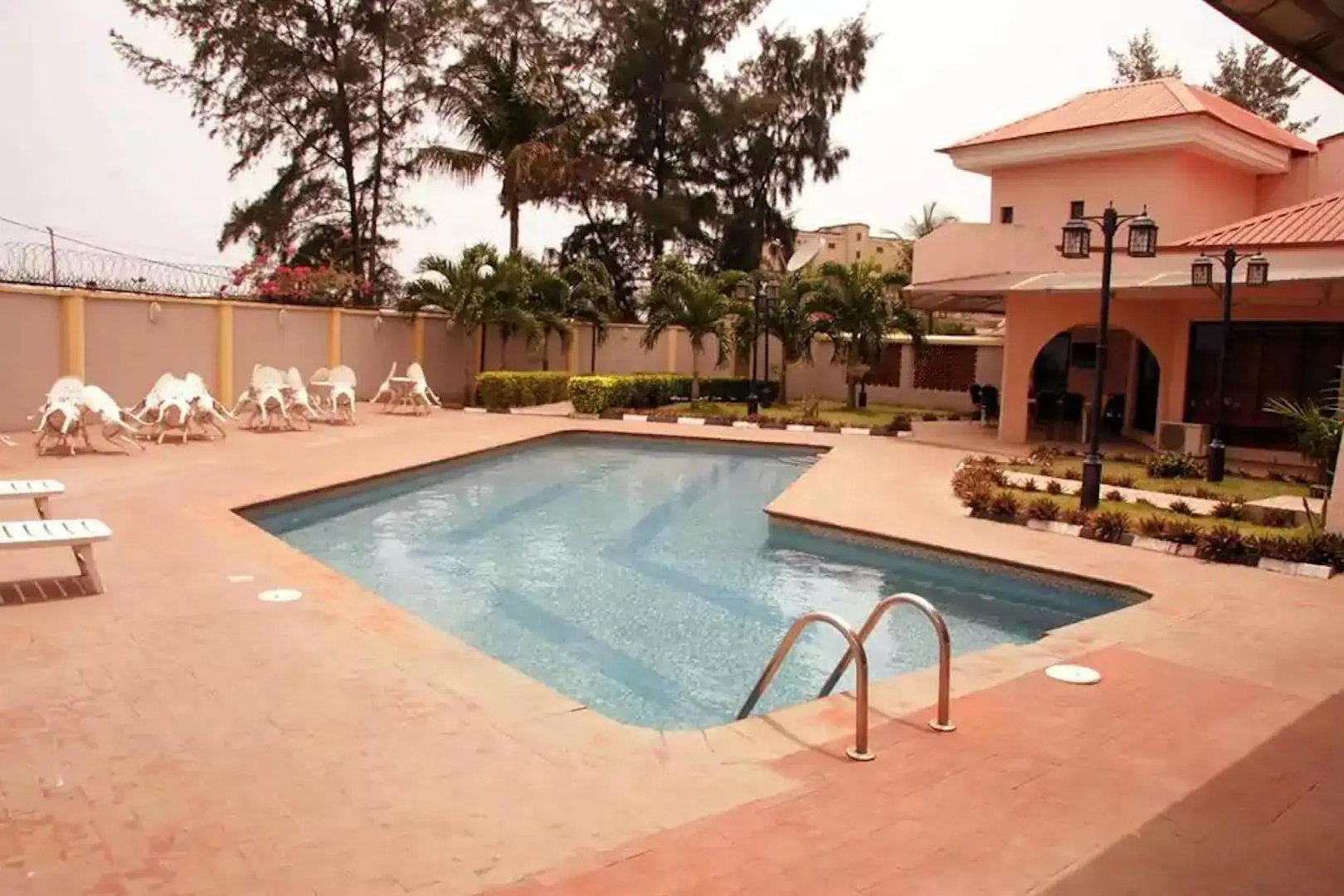 Solitude Hotel Victoria Island