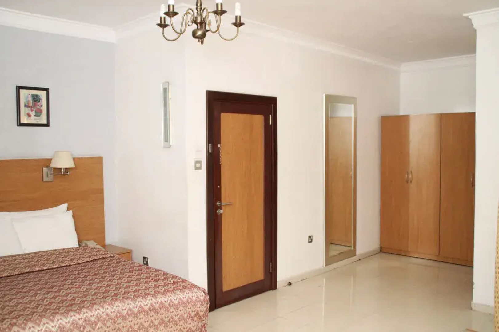 Bec Suites
