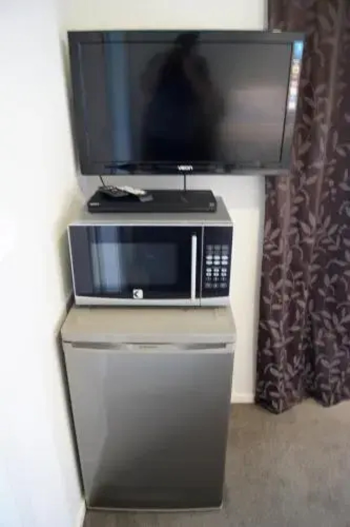 Waihi Beach Getaway-Studio, Ensuite & Private Deck