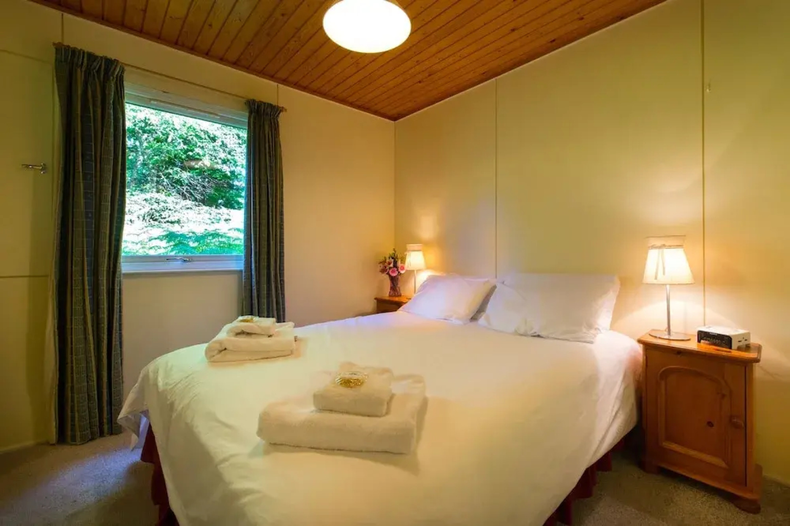 Kestrel Lodge With Mountain View Free Wifi