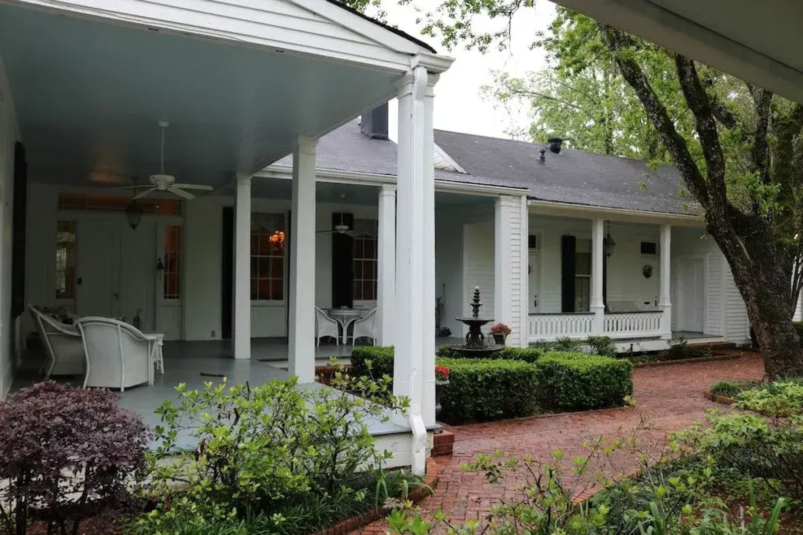 Collina Plantation Inn