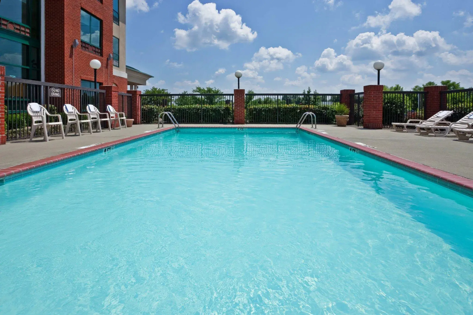 Holiday Inn Express & Suites Olive Branch by IHG