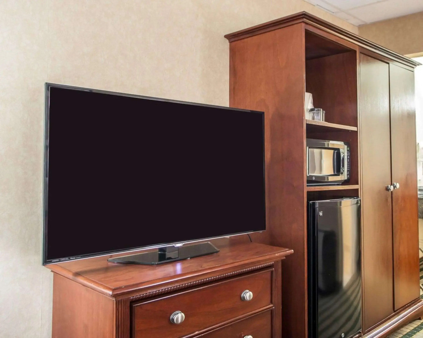 Clarion Hotel Palmer Inn