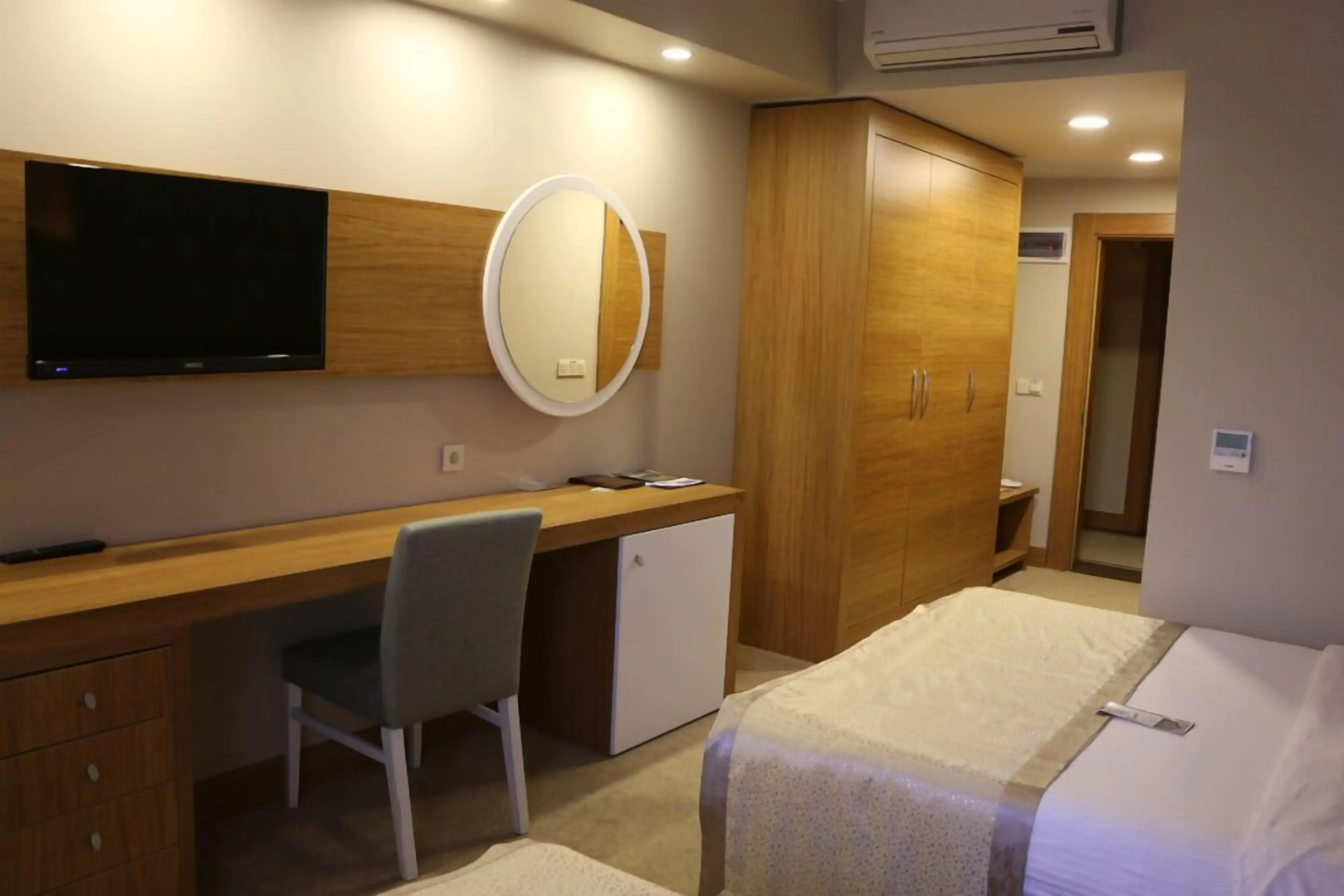 Akbak Hotel