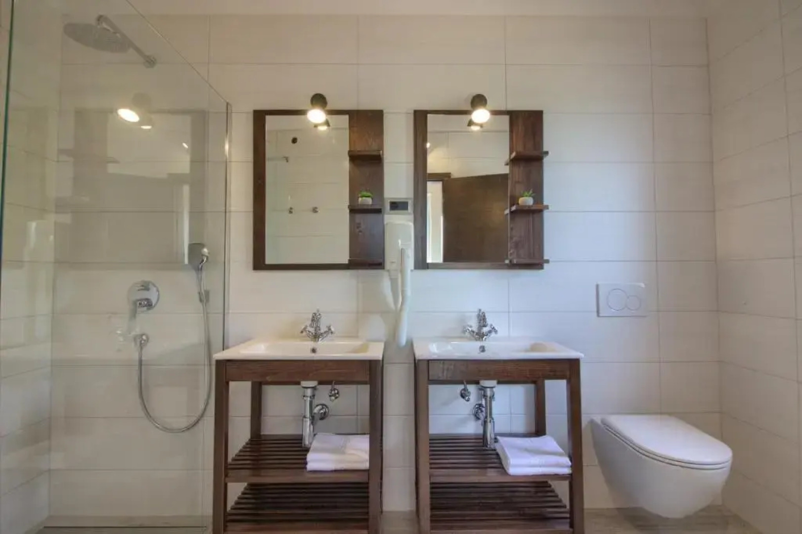 Modern villa Nerina with private pool near Pula