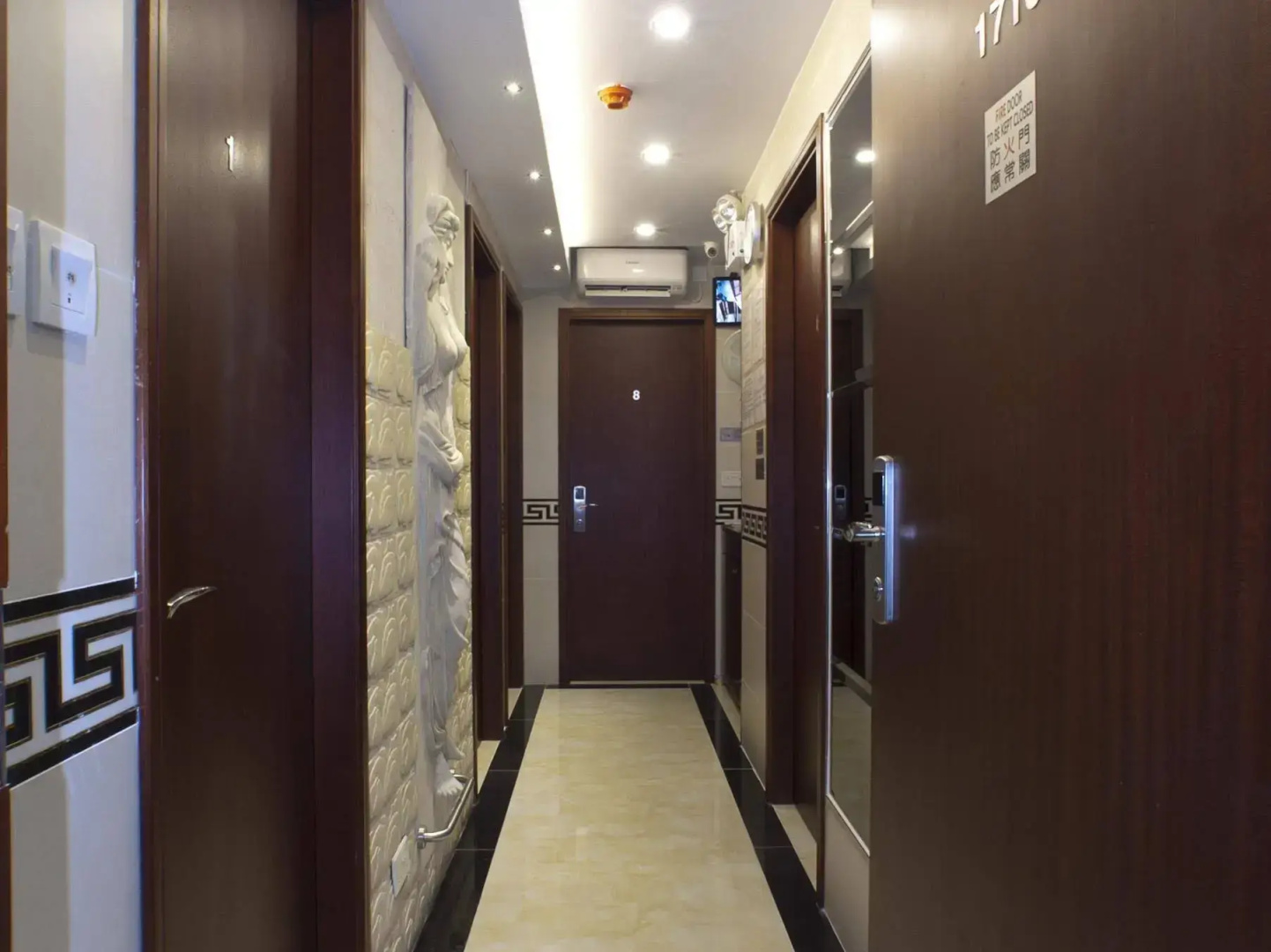 Mei King Hotel