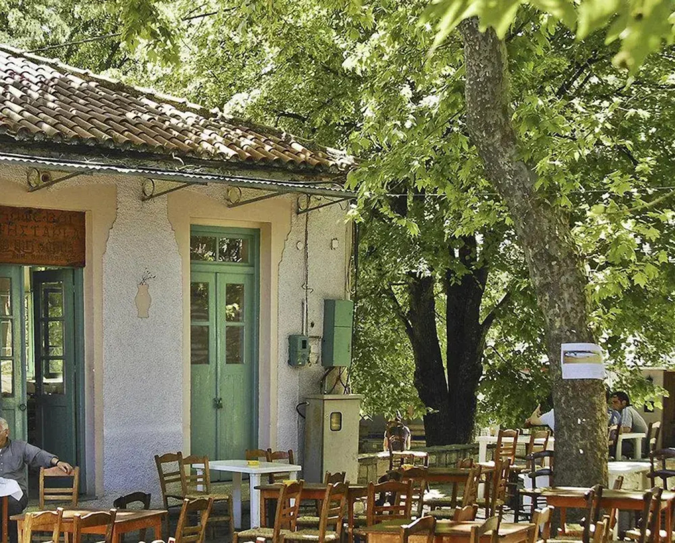 Nikolaou Apartments Upper Floor