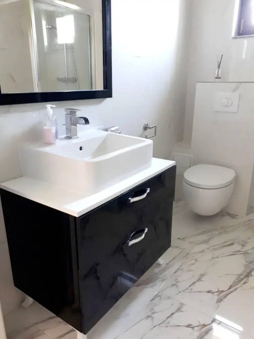 Apartment With 2 Bedrooms in Mogoșoaia, With Private Pool, Furnished Terrace and Wifi