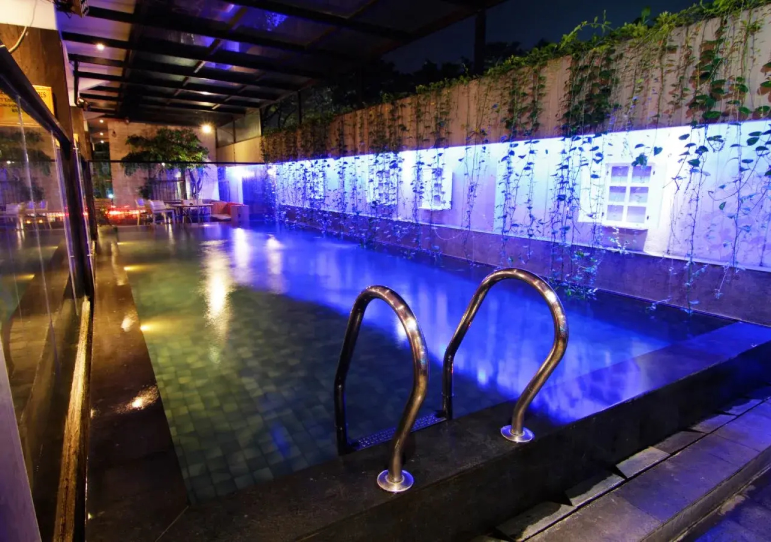The 1O1 Bandung Dago