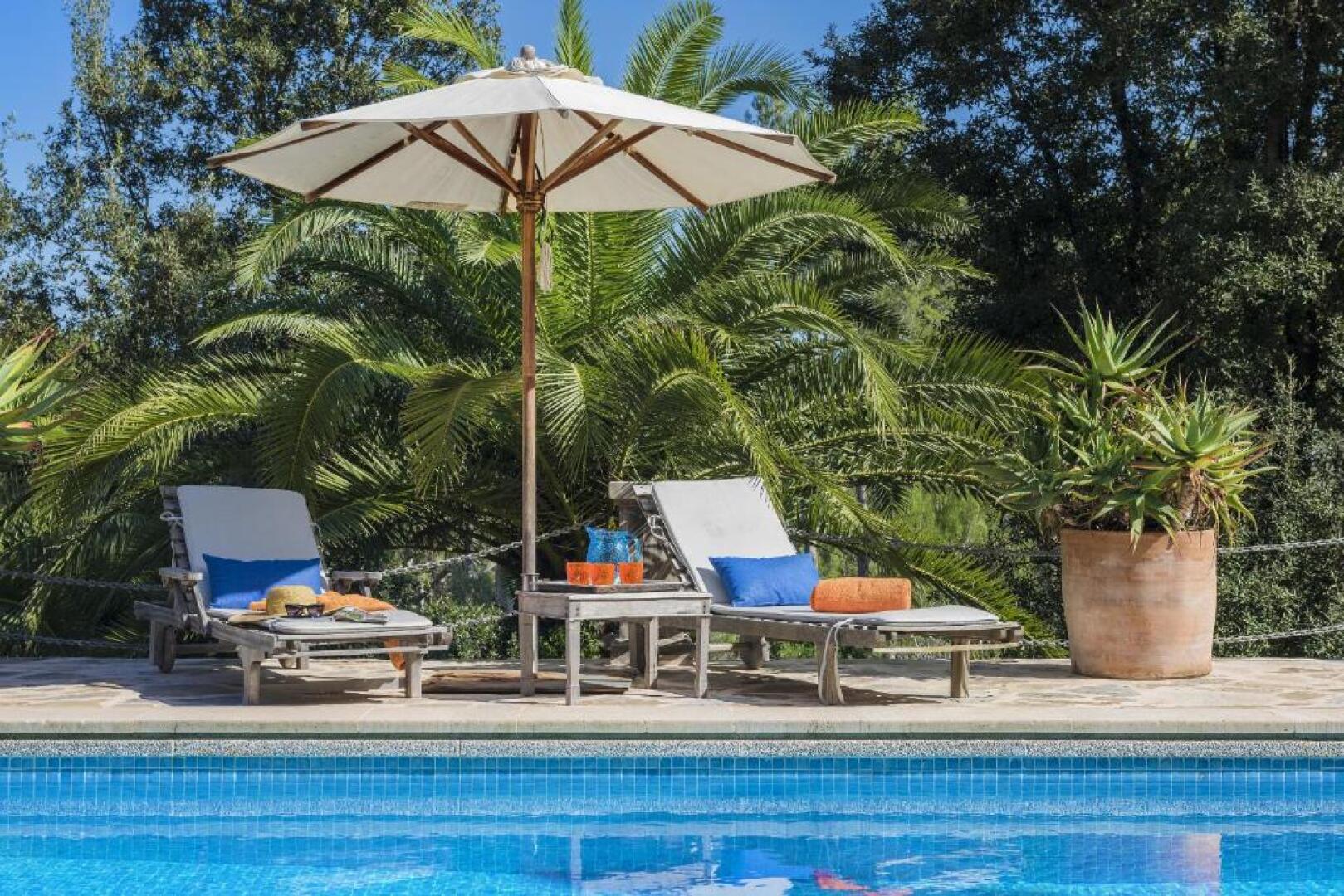 Can Punxa Dalt - Traditional Villa with Heatable Pool