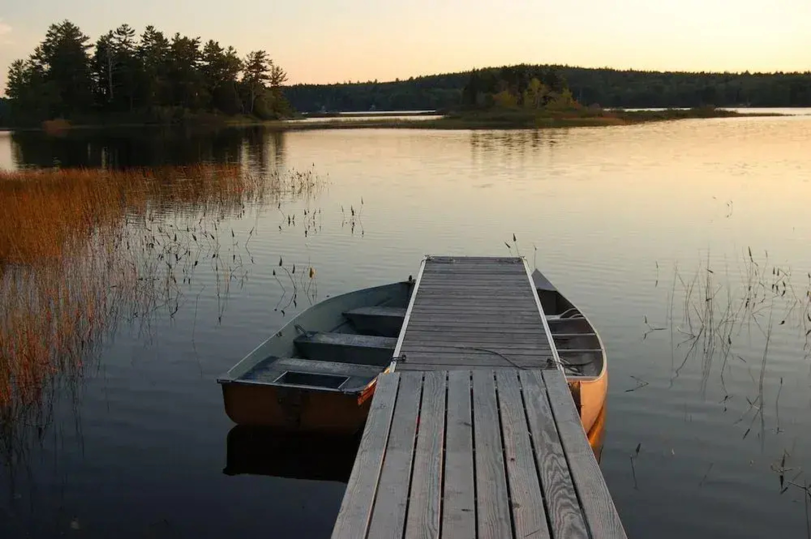 Living the Lake Dream by Pack and Relax