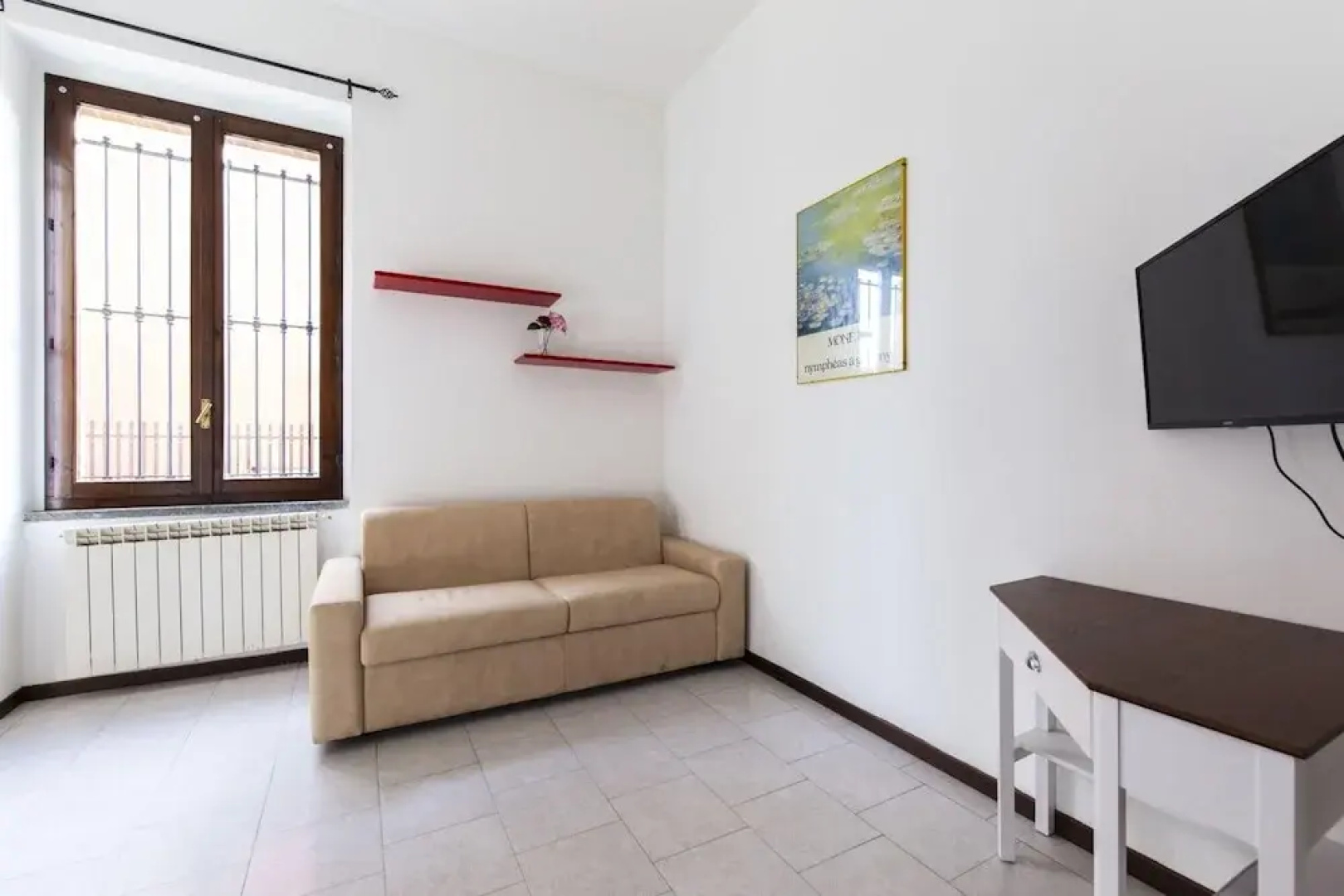 Erba 6 in Baranzate With 1 Bedrooms and 1 Bathrooms