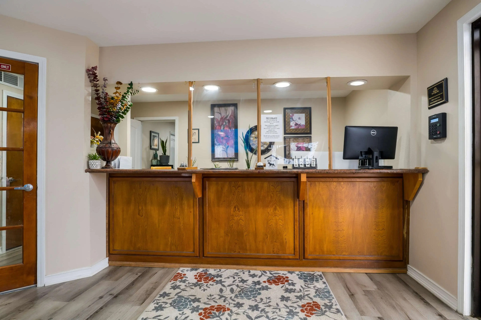 Americas Best Value Inn Refugio
