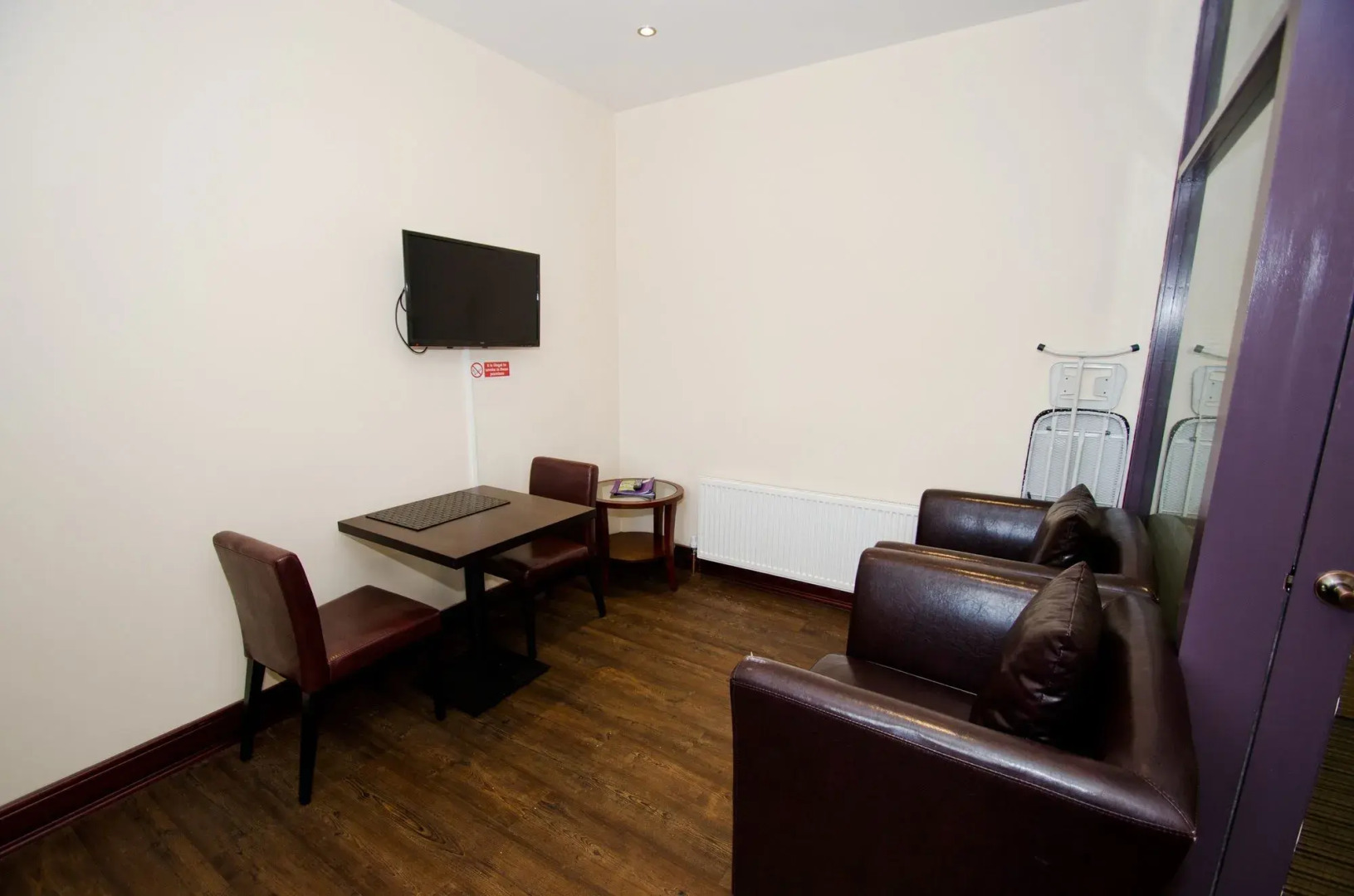 William's Hillsborough Apartments