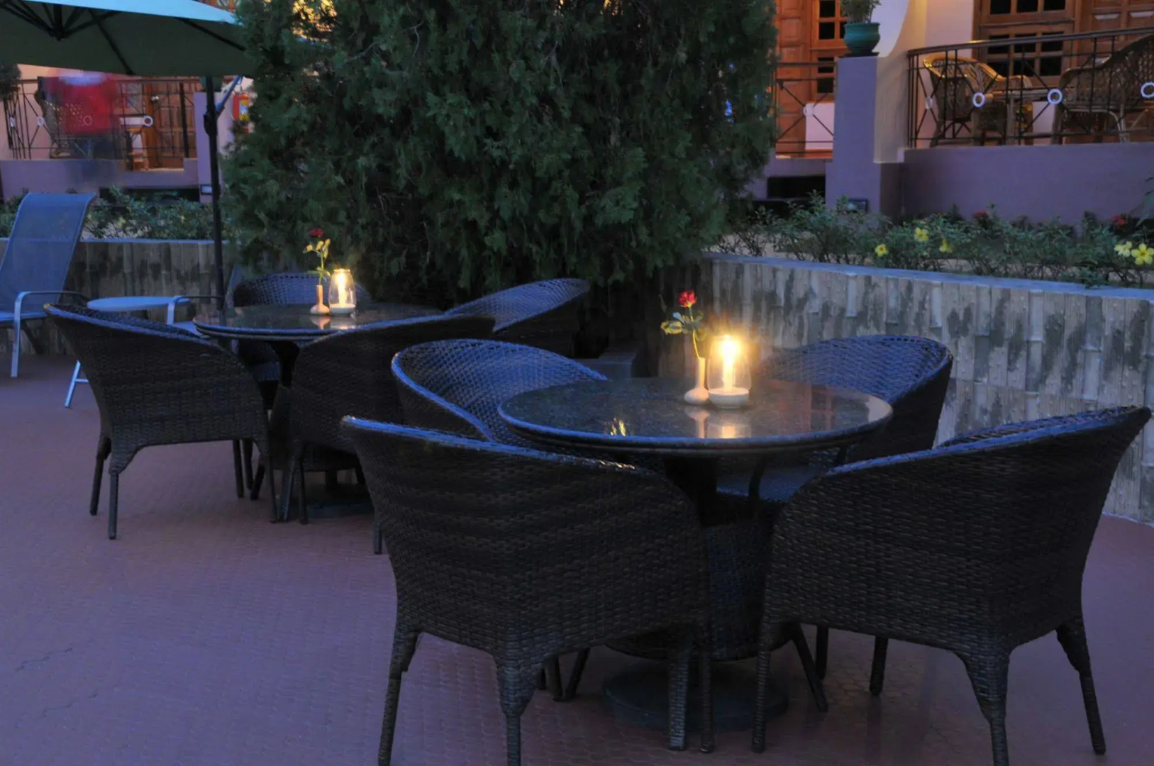 Leoney Resort