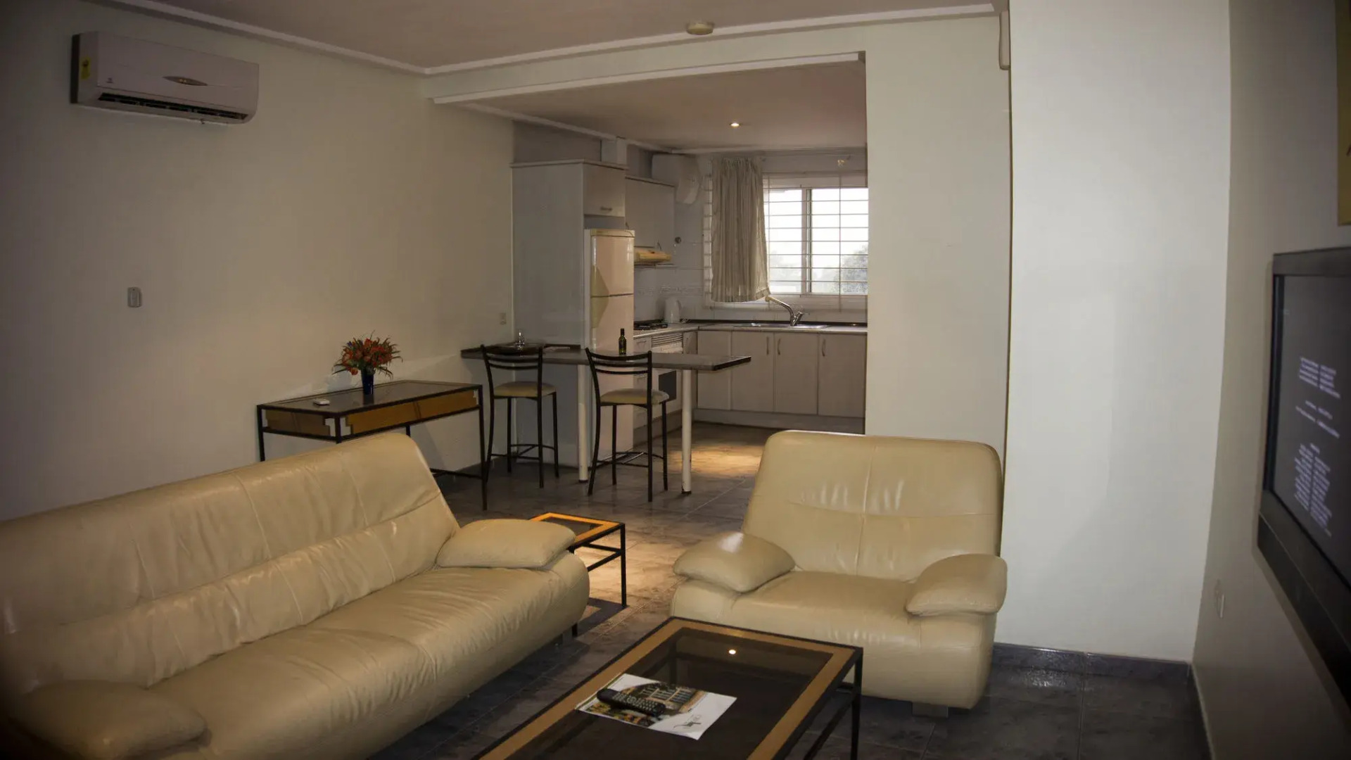 Crown Apartamento Hotel