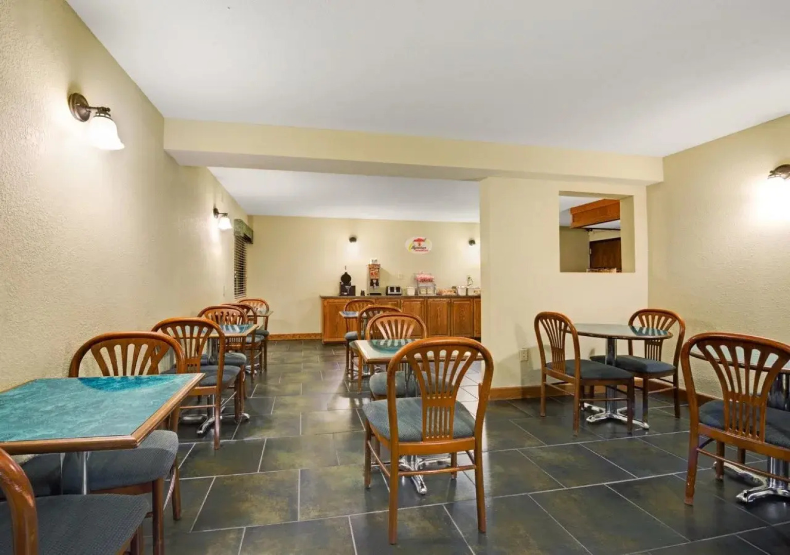 Spark by Hilton Wichita East