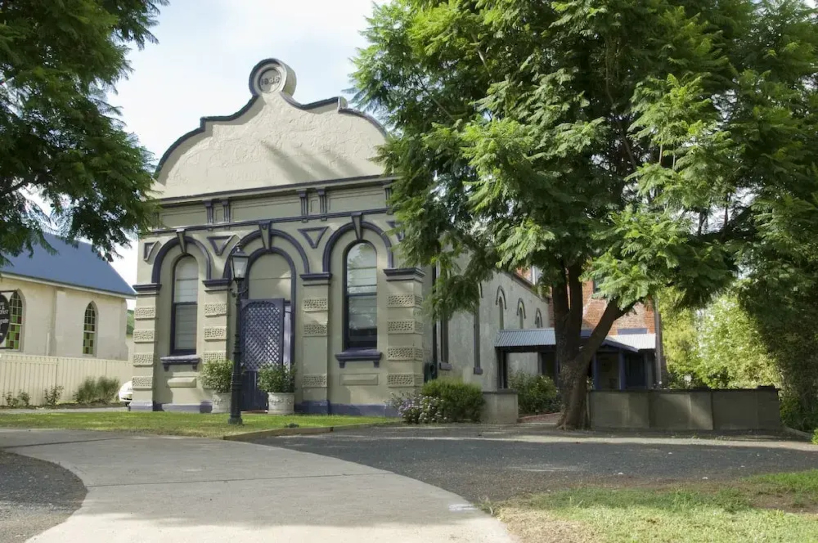 Willowgate Hall Luxury Hosted B&B