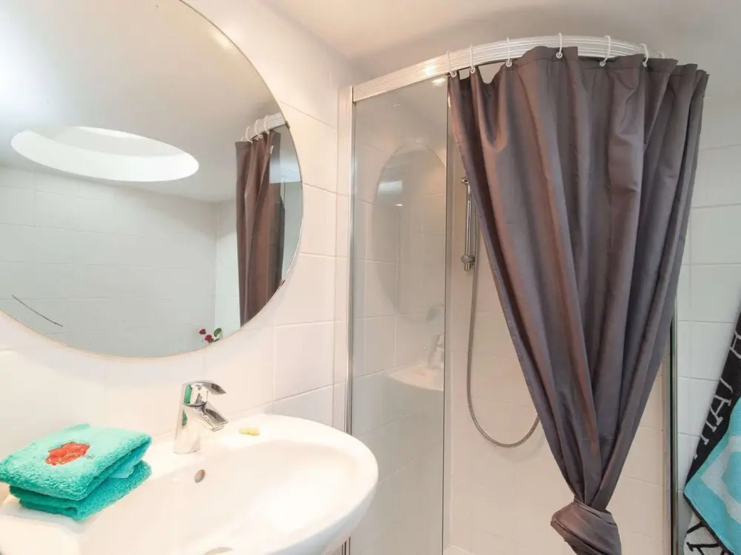 Calm Holiday Home in Bergen North Holland with Garden