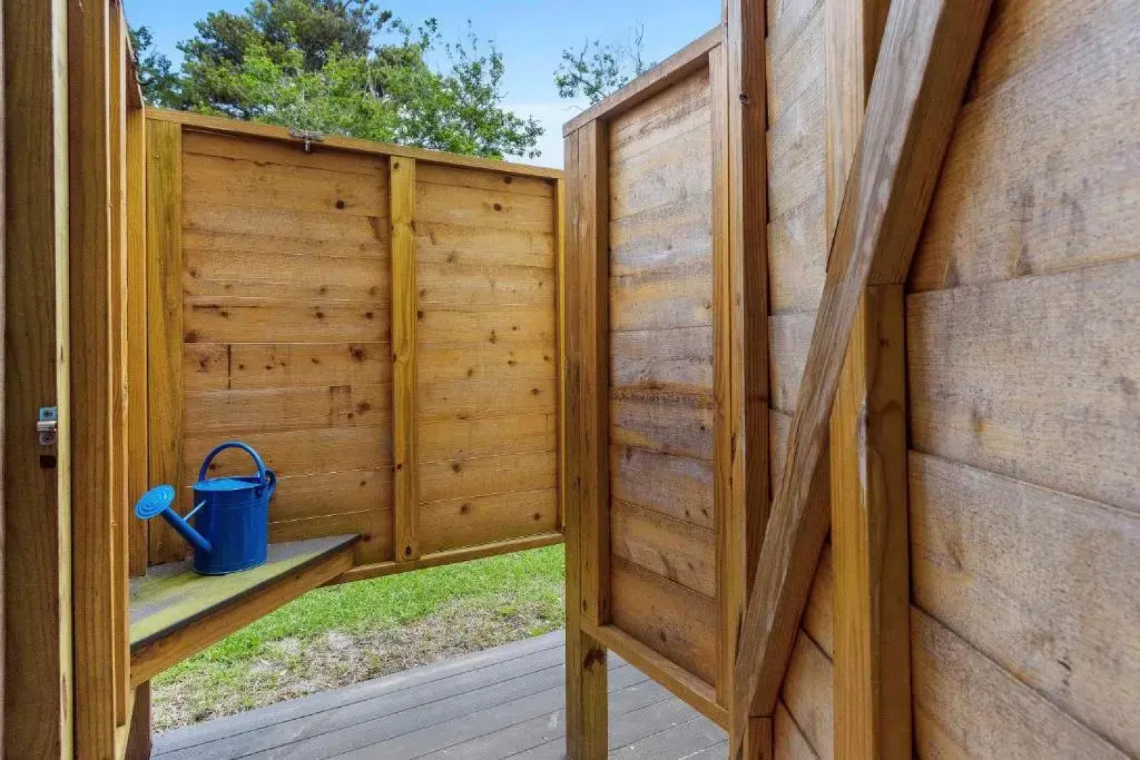 The Emerald Owl House - Peaceful Emerald Isle Beach House w/ Luxurious Heated Pool!