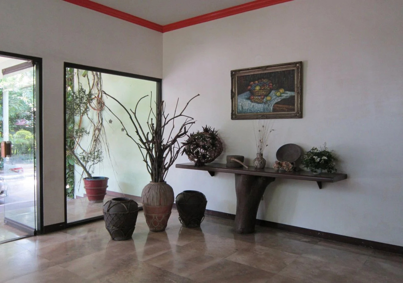 Harbor Lights Hotel and Restaurant