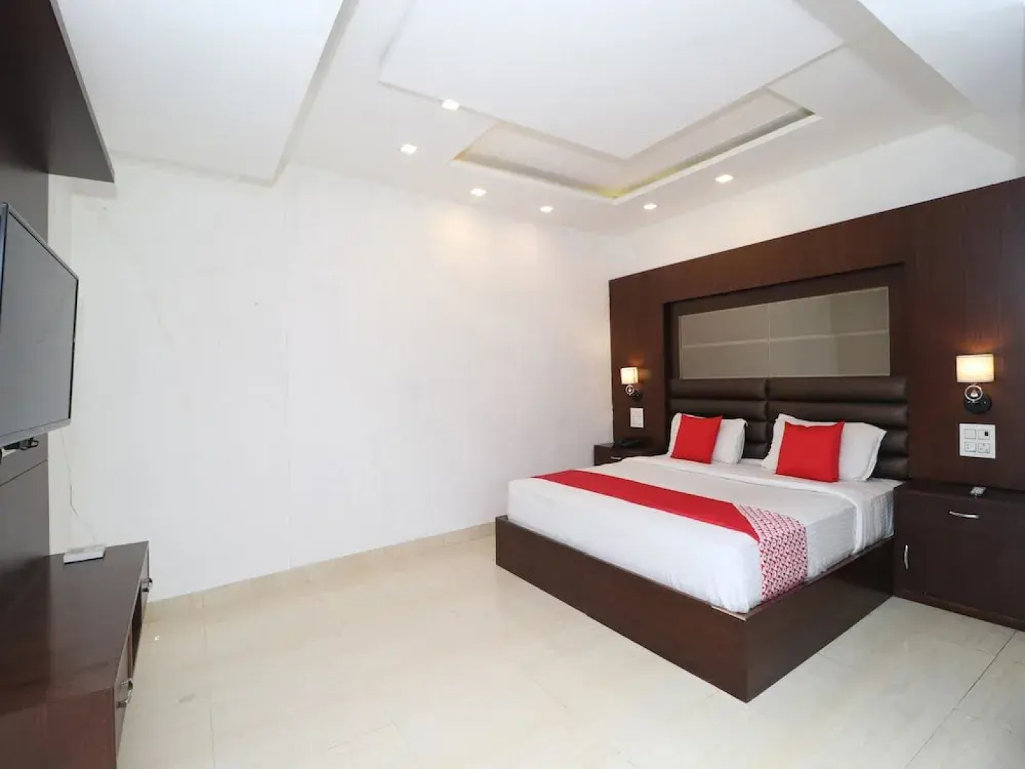Hotel Ml Pride by OYO Rooms