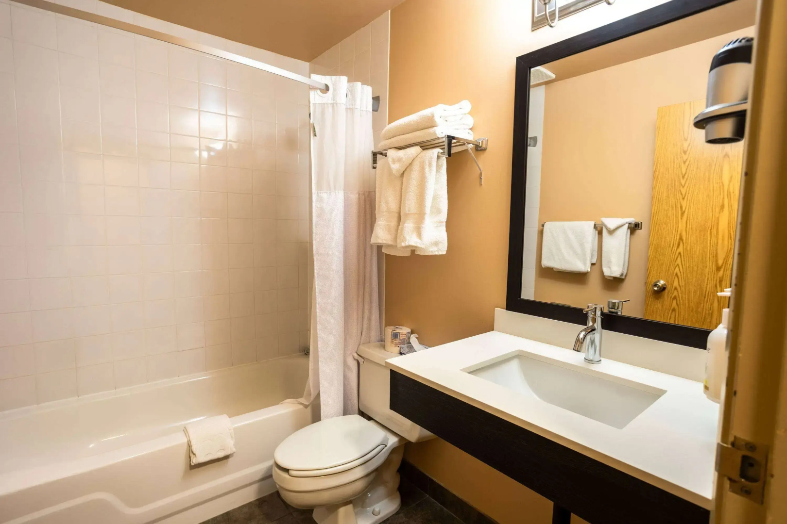Ramada by Wyndham Cranbrook