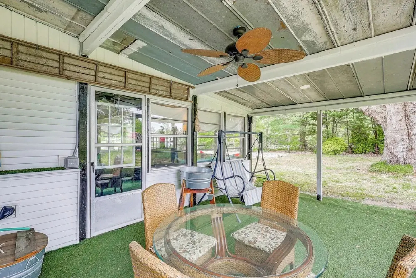 Peaceful Countryside Home ~ 6 Mi to Lewes Beach!