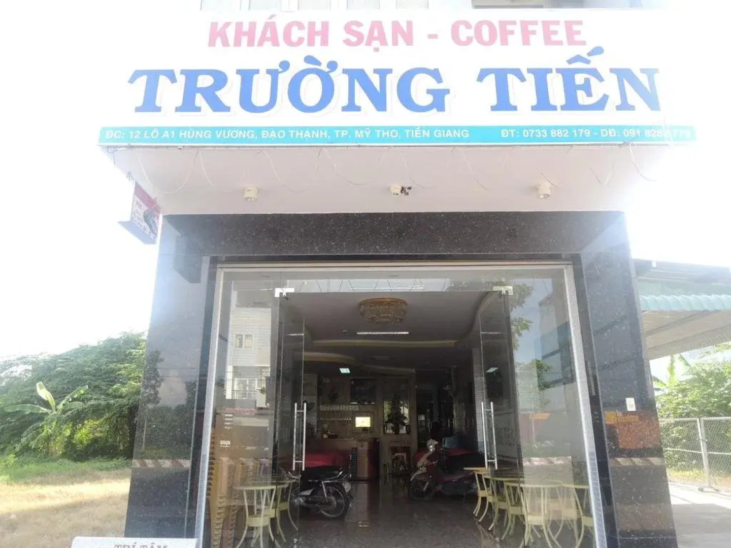 Truong Tien Hotel