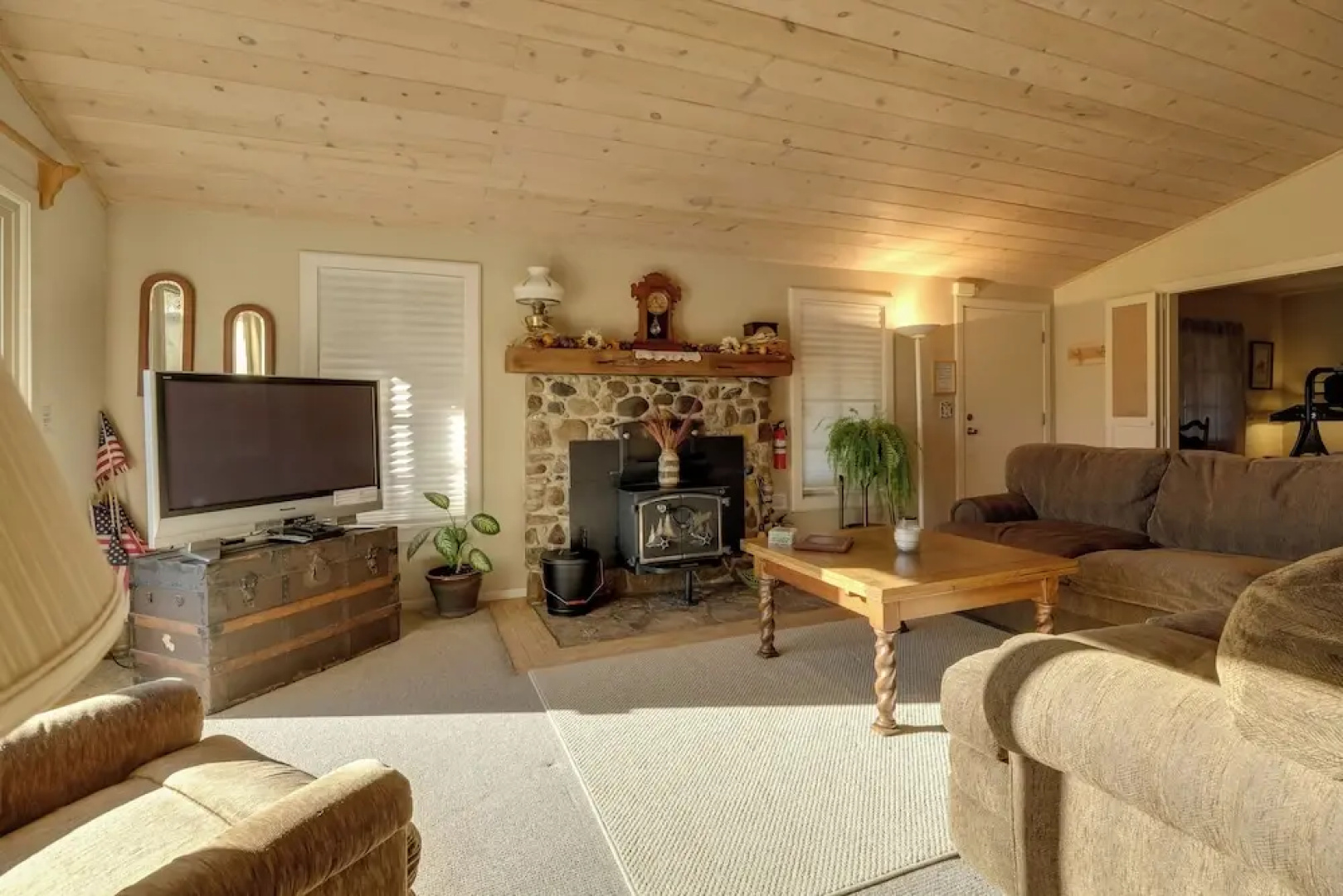 Secluded Mountain Hideaway < 8 Miles to Bass Lake!