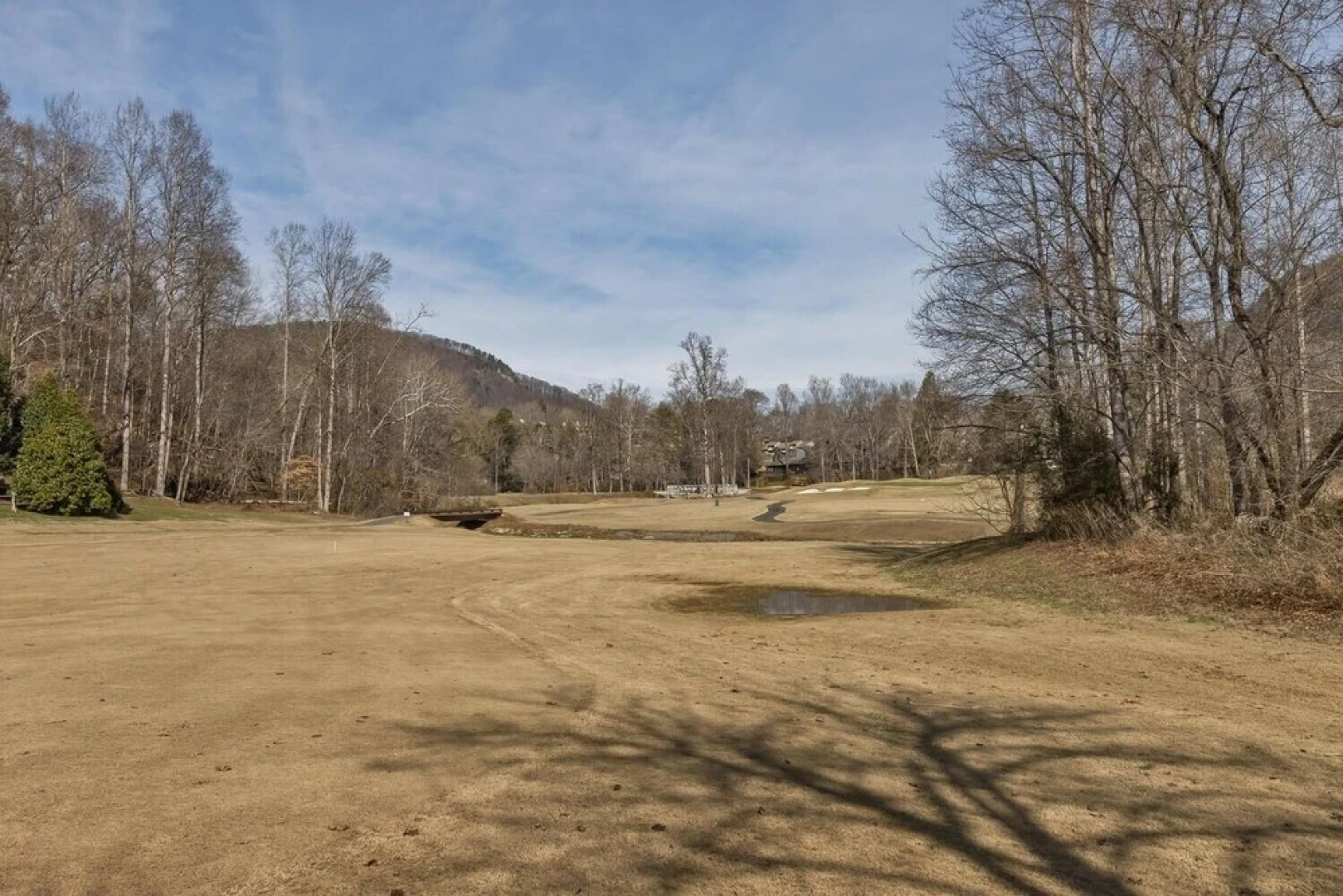 Rumbling Bald Resort Home In Lake Lure - Wifi - Community Beach, Pool, Golf And More 5 Bedroom Home by Sunscape Property Management