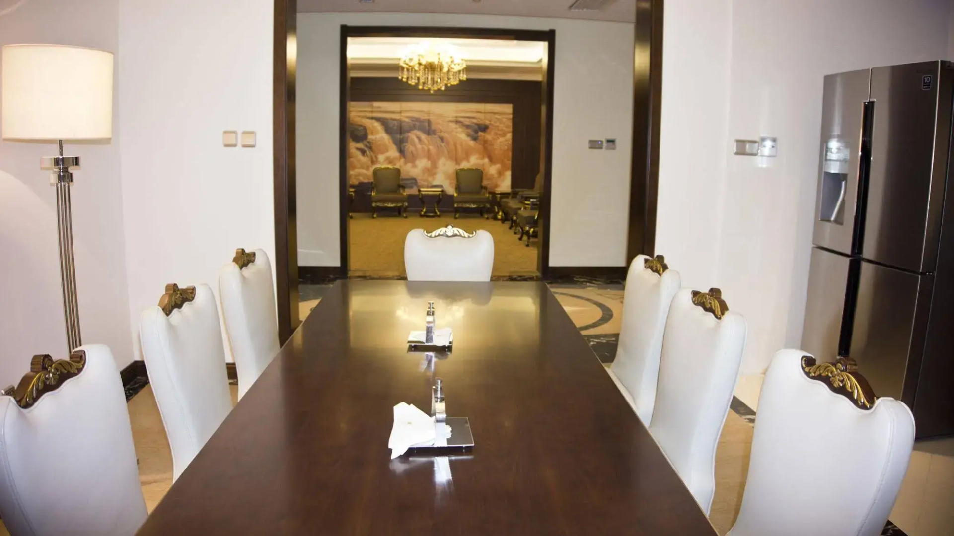 Tang Palace Hotel
