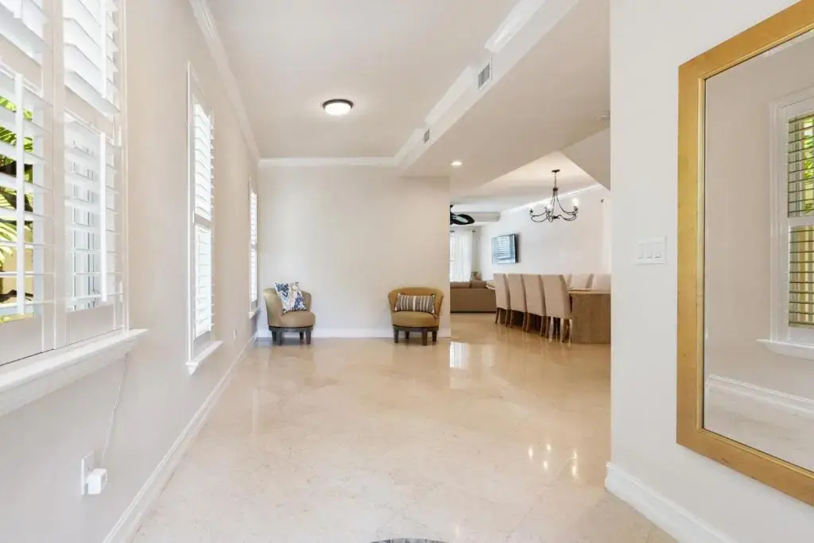 Luxury Spanish Villa 4 Bedroom 4 Bathroom Pool Sunny Isles