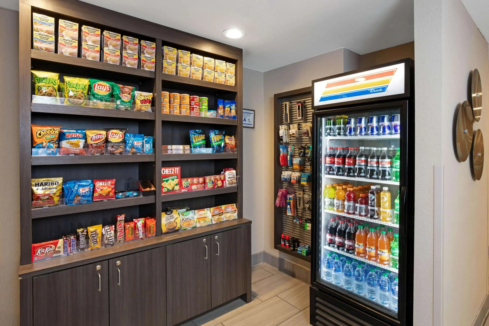 La Quinta Inn & Suites by Wyndham Las Vegas Nellis