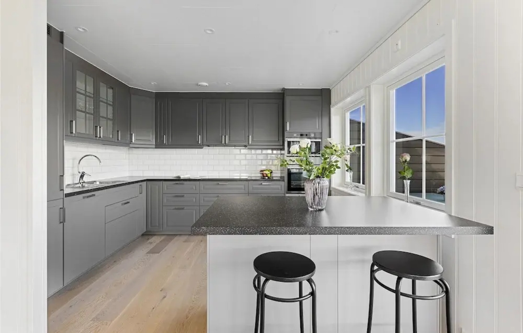 Beautiful Home in Valestrandsfossen With Wifi and 3 Bedrooms