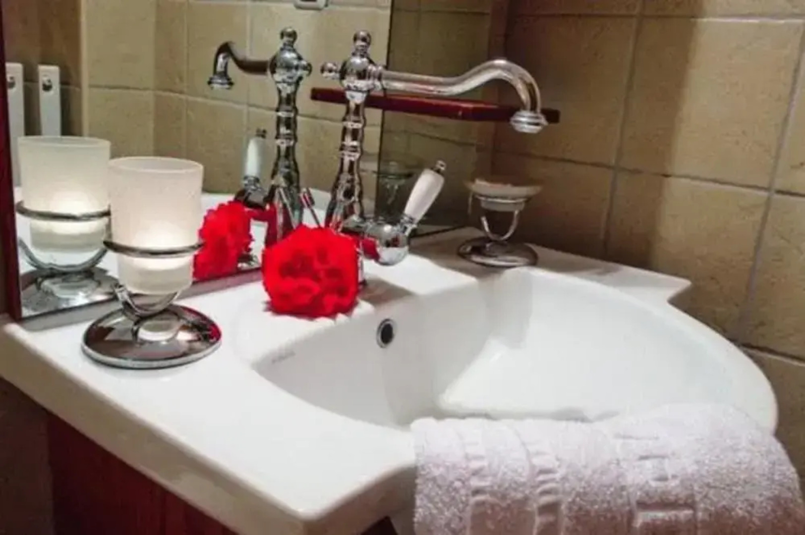 Heliodora Comfort Triple Room 2