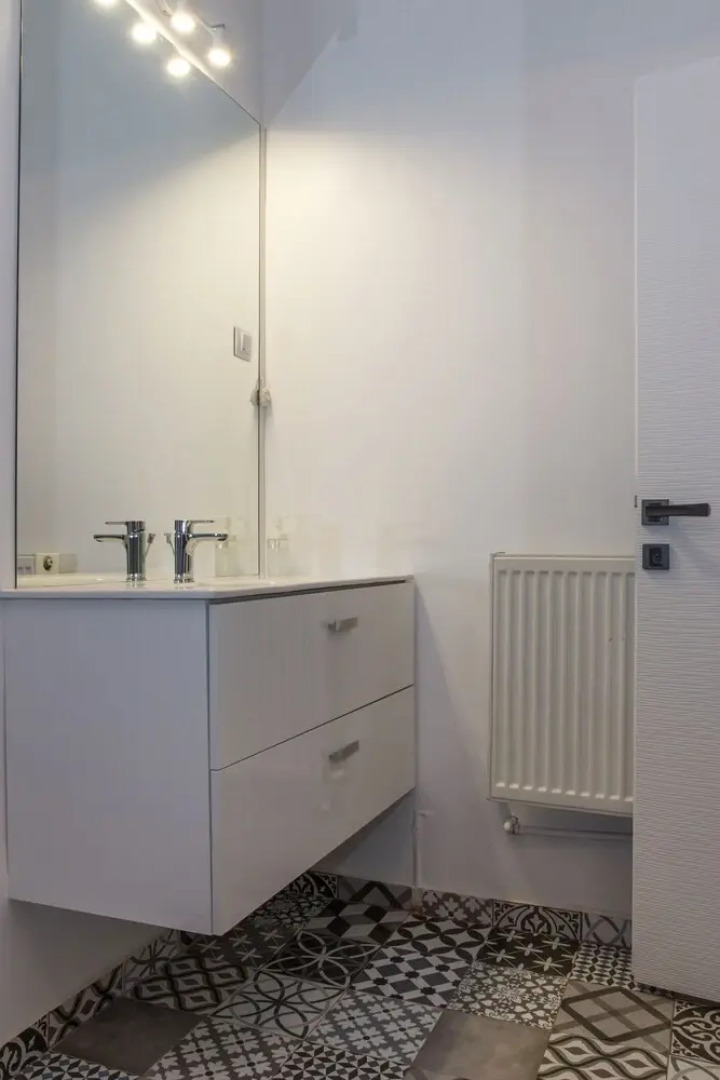 Old Town Studio by MRG