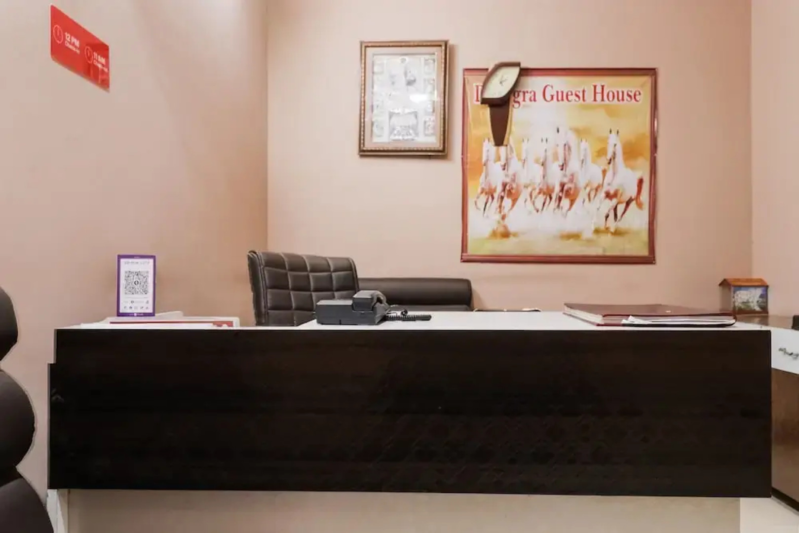 Oyo 49824 Dhingra Guest House