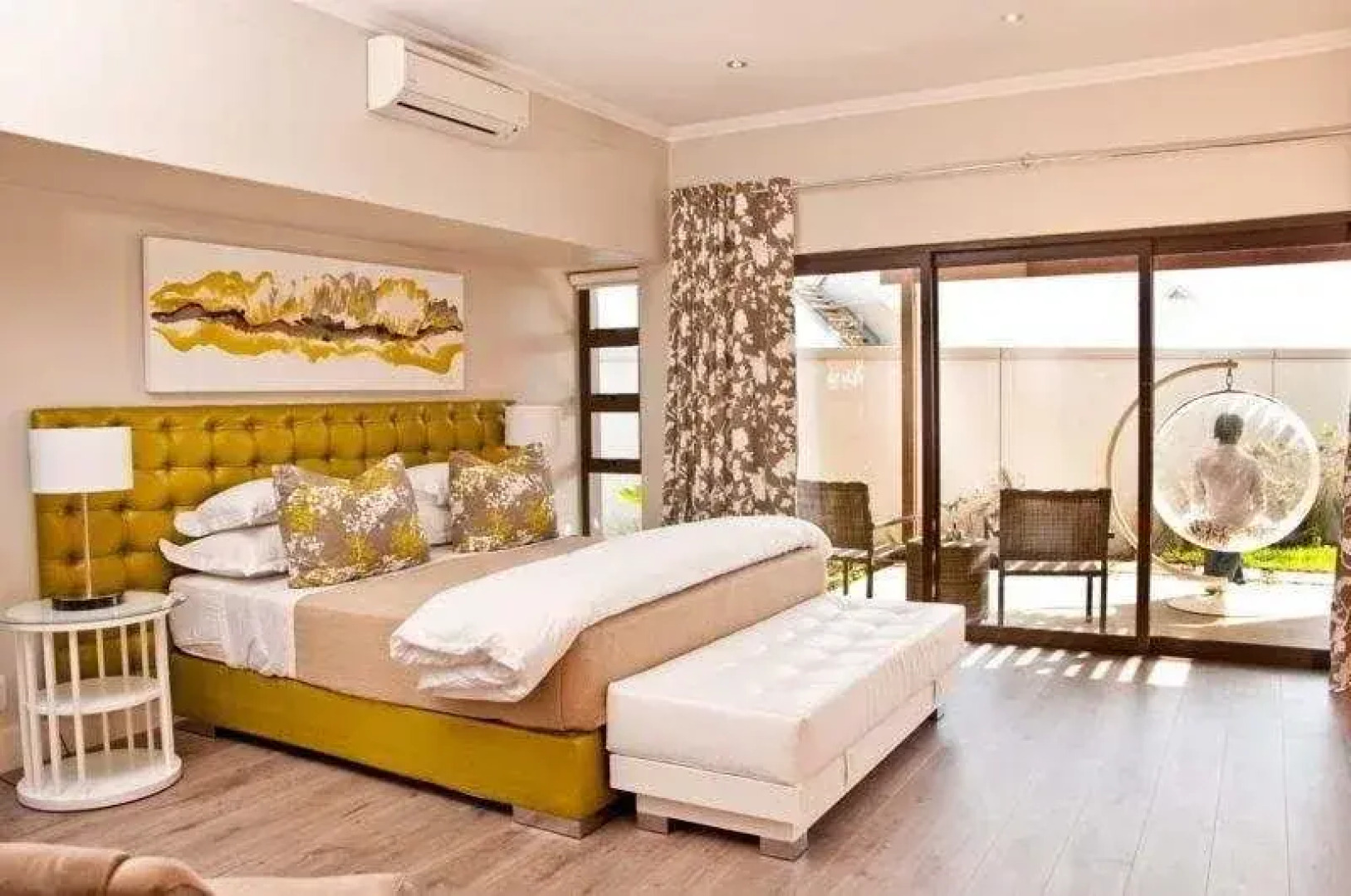 Boulevard 44 Boutique Hotel