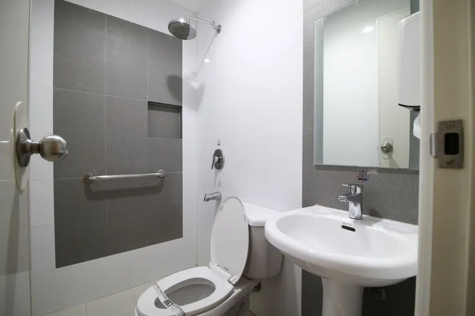 Hotel Sogo Alabang South Road