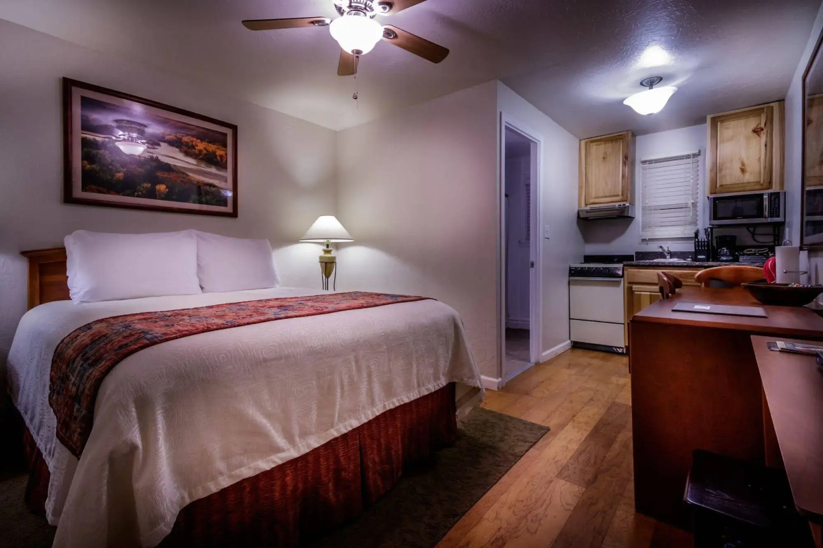 Stone Lizard Lodging