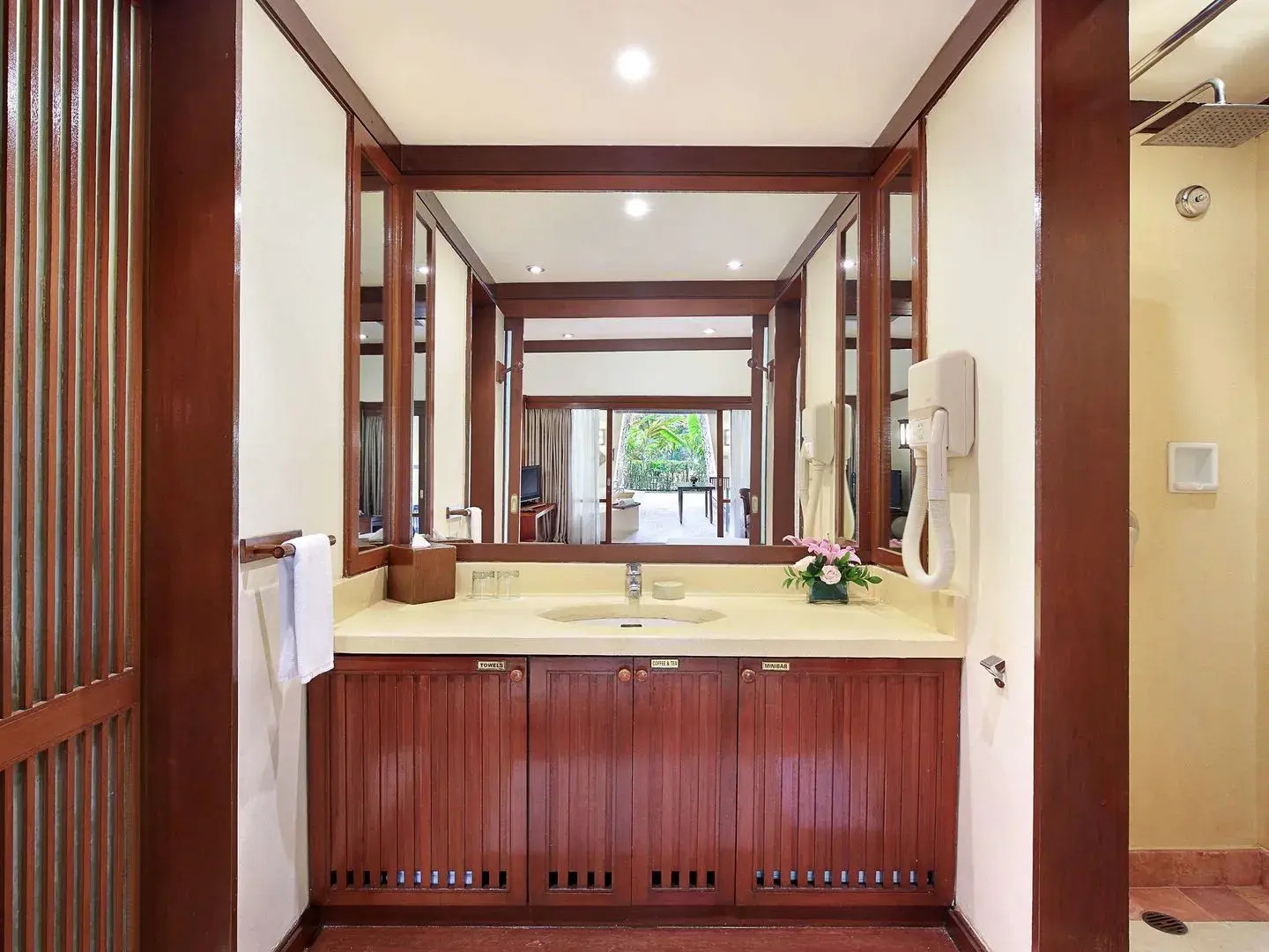 Novotel Bogor Golf Resort & Convention Center