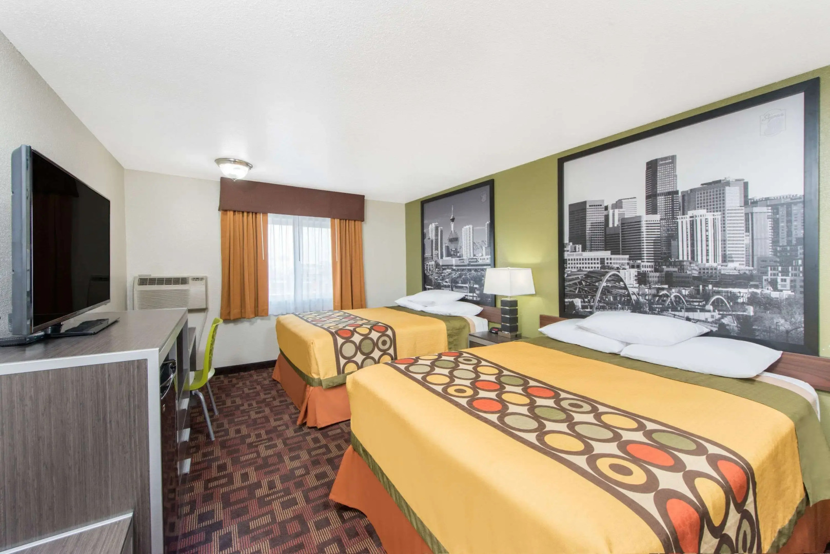 Super 8 by Wyndham Moberly MO