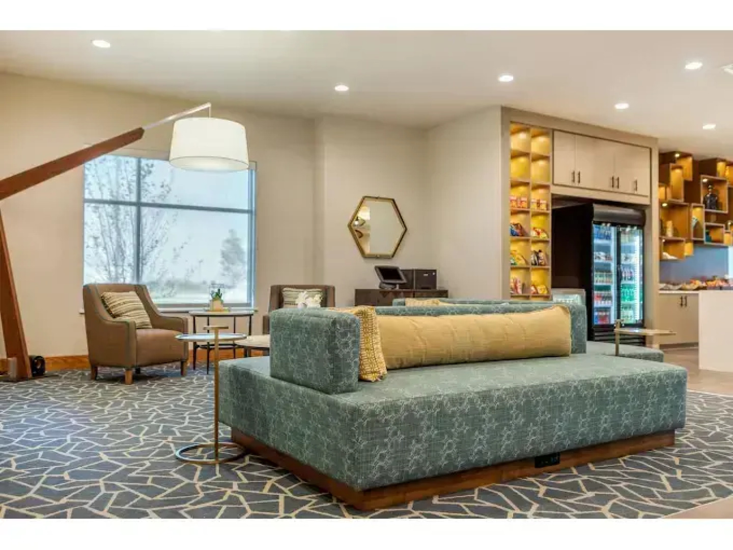 Cambria Hotel Bettendorf Quad Cities