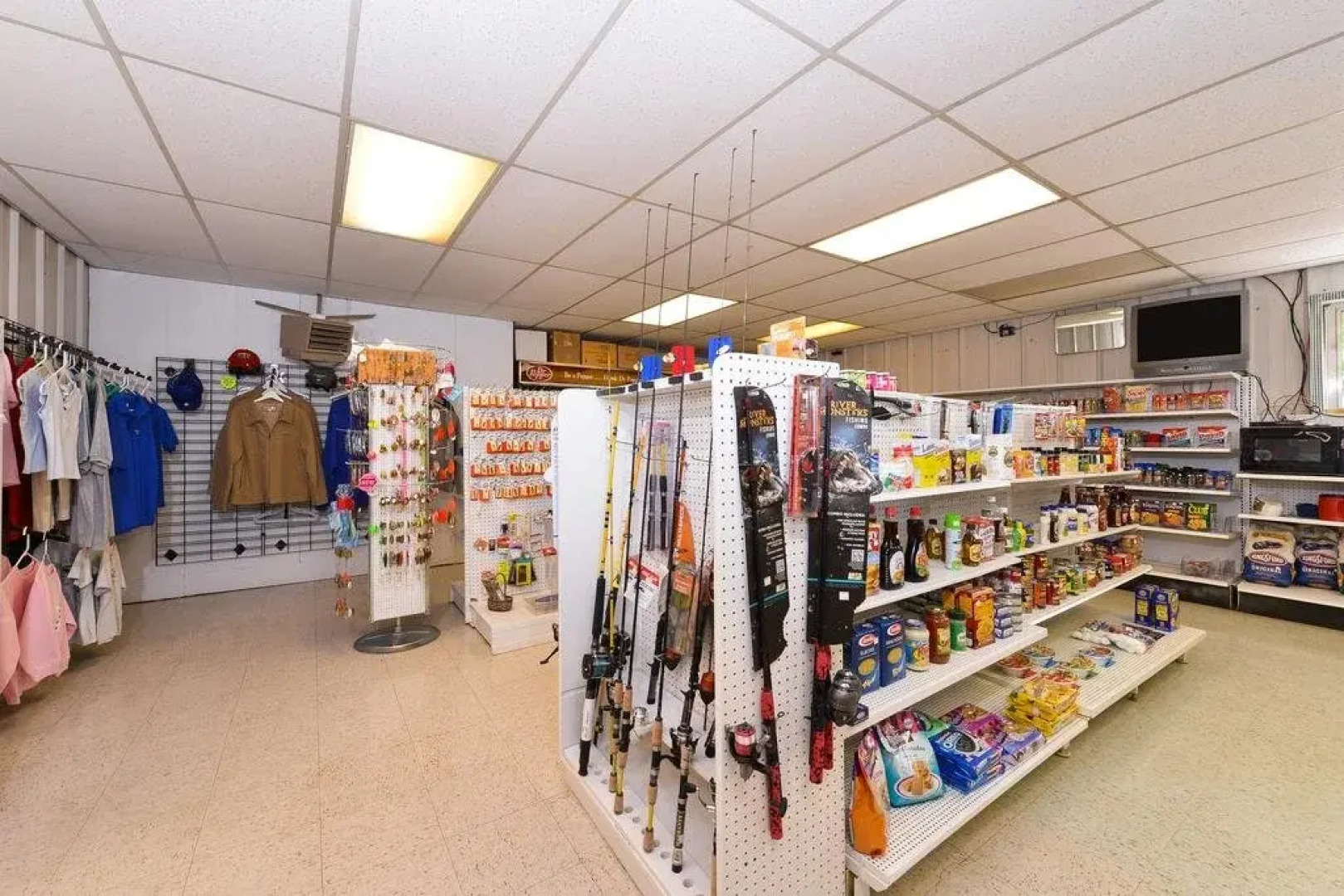 Gunnison Lakeside Cabins & RV Park