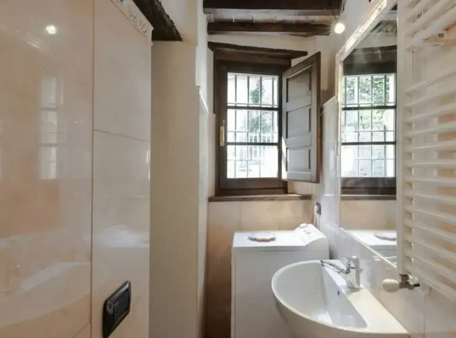 Terrinca Suite Comfortable Holiday Residence